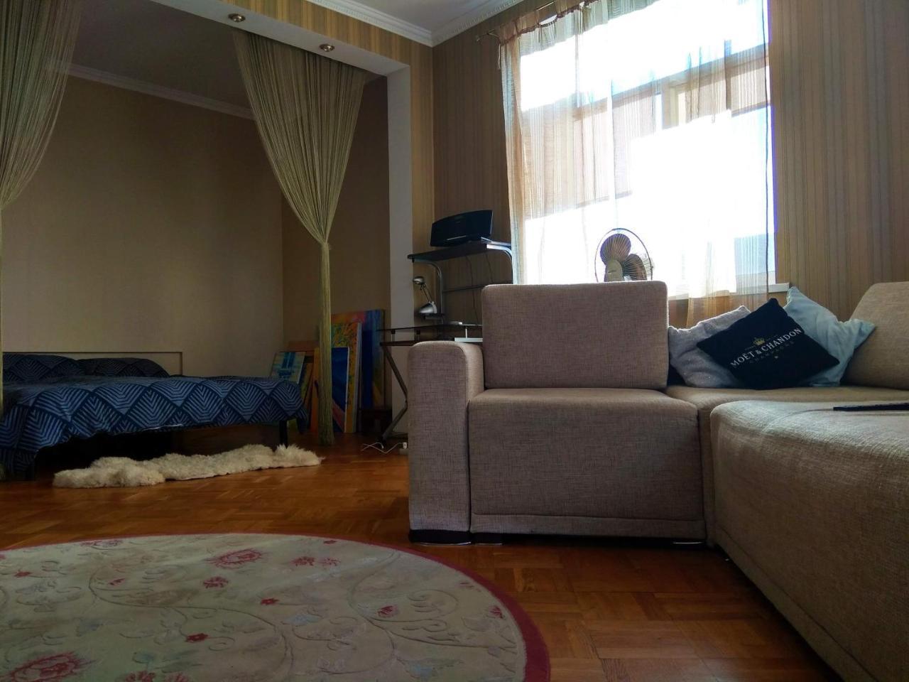 Alabama Mama Apartment เคียฟ ภายนอก รูปภาพ